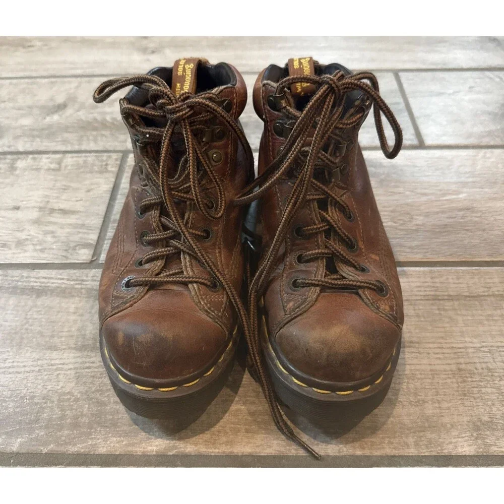 Vintage Dr Martens Brown Leather Boots Size 5 Made in England Lace Up